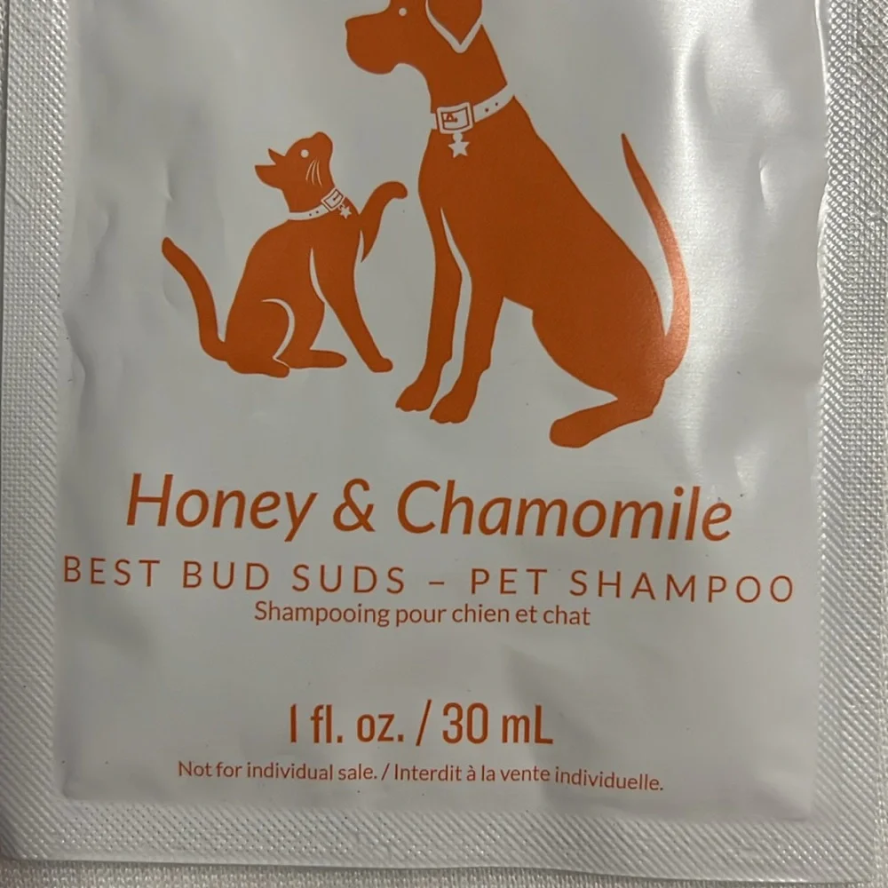Scentsy Honey & Chamomile Pet Shampoo Sample Packets